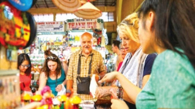 Du lịch lo khó đi đường xa